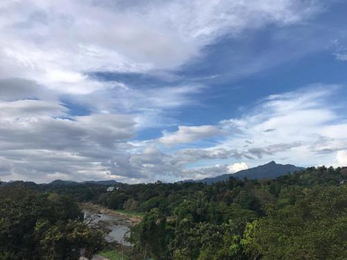 Kandy Appartement | Riverside Bliss