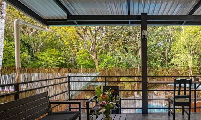 Valle Pura Vida Hôtel | Riverside Bungalows