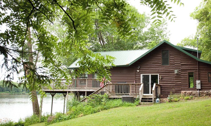 Muscoda Chalet De Ski | Riverside Chalet, LLC