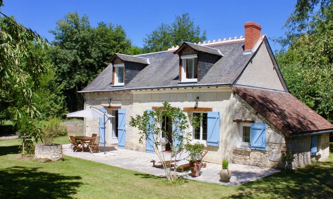 Le-Petit-Pressigny Maison | Maison dans un parc au bord de l'eau