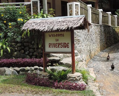 Bukit Lawang Maison | Riverside Guesthouse and Treks