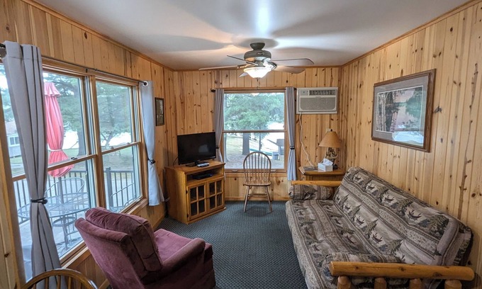 Park Rapids Cabine | Riverside Point Resort #7 | 2 Bed, 1 Bath