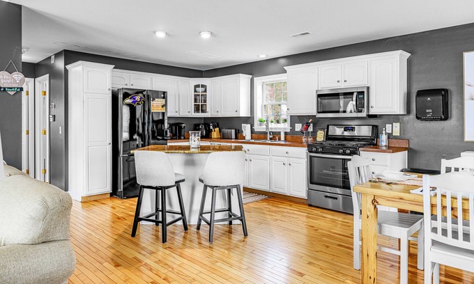 Port Deposit Maison | Riverside Retreat: Port Deposit