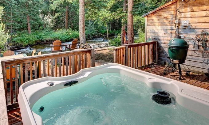 Lyons Cabine | Riverside`s Hideout Cabin