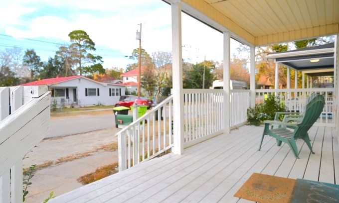 New Bern Maison | Riverwalk to Downtown New Bern