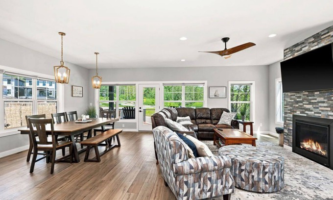 Duluth Maison | RiverWest Up North Oasis-Base Spirit Mtn-Sauna-Trails-Dog Friendly-20% off Bike Rentals