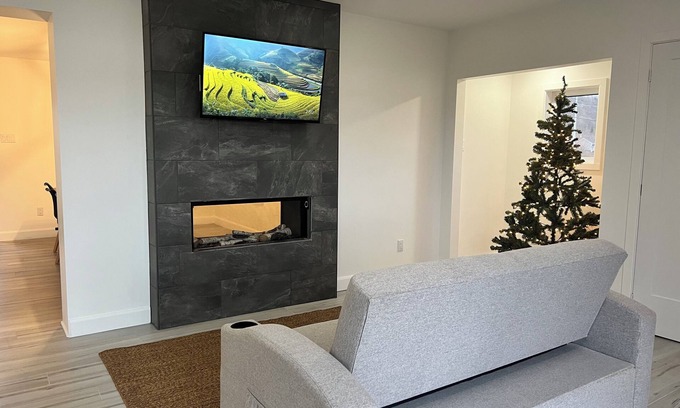Ste Anne de Beaupre Chalet De Ski | Rives de Ste-Anne | Directement sur le fleuve
