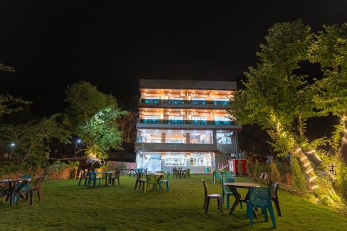 Paliyal Gaon Station Balnéaire | Riviera Rishikesh Retreat