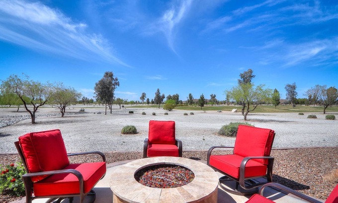 Eleven Mile Corner Maison | Robson Ranch Luxury 3 Bed 2. 5 Bath Private Retreat