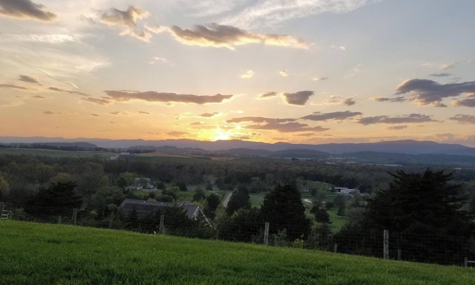 Harrisonburg Appartement | Rock Ridge View--1 bed apartment with fabulous view in Harrisonburg