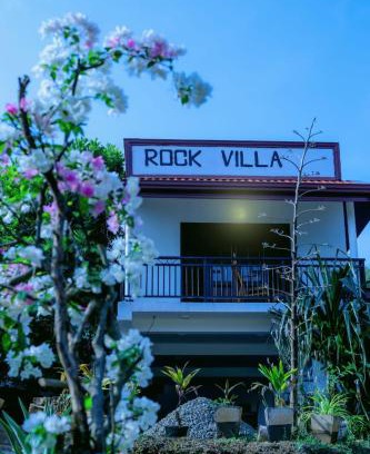 Mihintale Lit Et Petit-Déjeuner | Rock Villa Relax City Resort