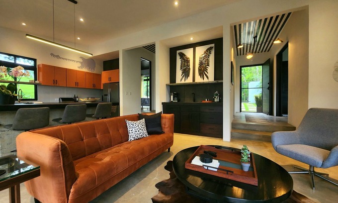 Canton Tilaran Maison | ROCKSTAR! modern luxury lake view home.