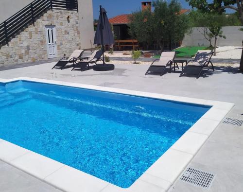 Brinje Appartement | Rocky