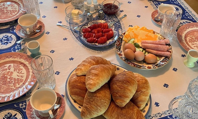 Cochrane Lit Et Petit-Déjeuner | Rocky Mountain View B&B