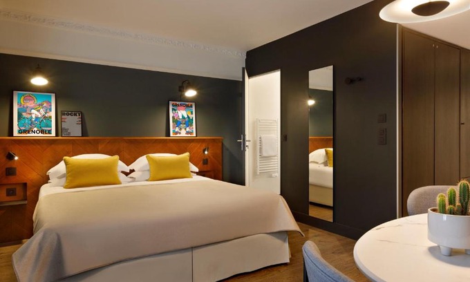Quartier Hyper-Centre Hôtel | RockyPop Grenoble Hotel