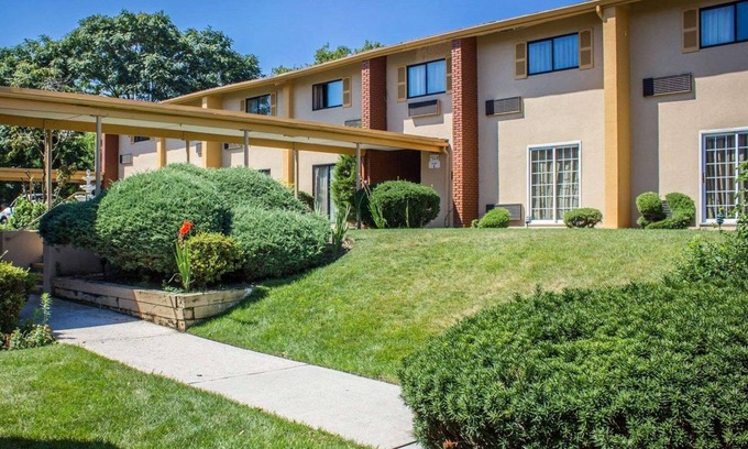 Huntington Station Hôtel | Rodeway Inn Huntington Station - Melville