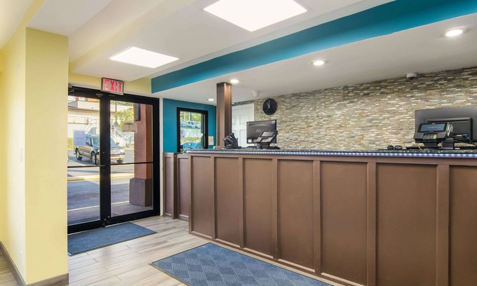 Monroeville Hôtel | Rodeway Inn & Suites Monroeville - Pittsburgh