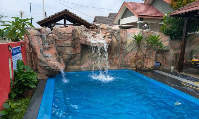 Klebang Besar Maison | Roemahkoe Holidayhome