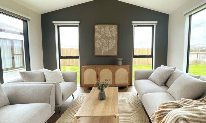 Mount Olympus Ski Field Maison | Rolleston smart home - family friendly and entertainer's heaven