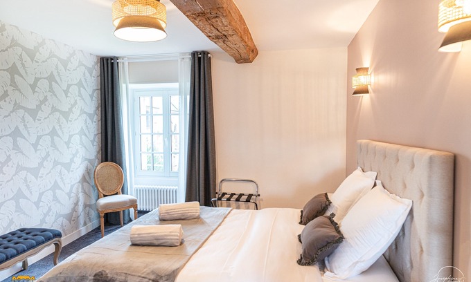 Hermival-les-Vaux Lit Et Petit-Déjeuner | Suite de Rollon au Château d'Hermival