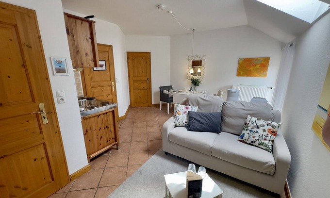 Altharlingersiel Appartement | Romantic apartment Melkkammer: 45sqm in the countryside, terrace & garden 2 persons