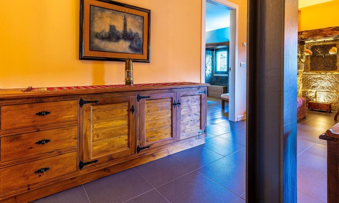 San Miguel de Aras Maison | Romantic apartment, between the sea and the mountains