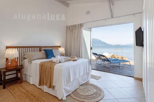 Ribeirao da Ilha Maison | Romantic Beach - Studio pé na Areia