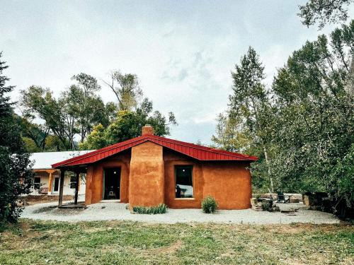 Canoncito Maison | Romantic Escapes at this Riverside Cottage Rental on the Pecos River, New Mexico