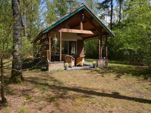 Stramproy Maison | Romantic Forest Retreat with Sauna