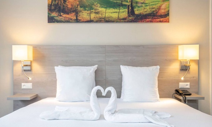 Eerbeek Hôtel | Romantic Getaway Surrounded by Greenery in the Heart of Eerbeek