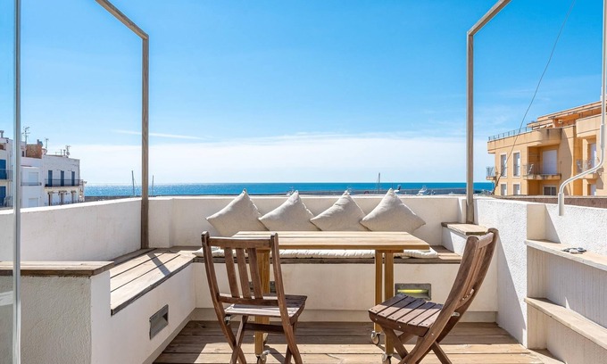 Costa Dorada Appartement | Romantique loft pour couples avec vue sur mer
