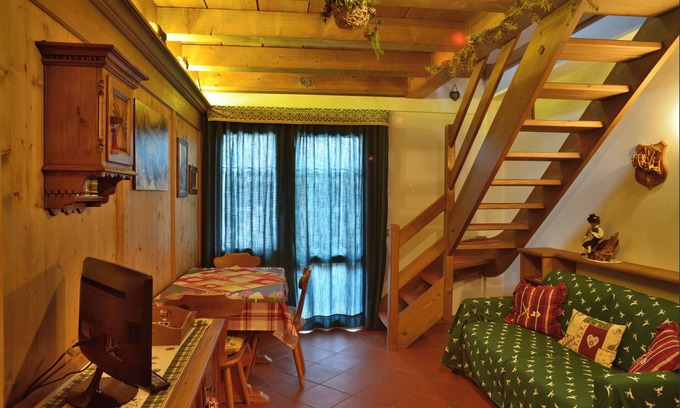 Cortina d'Ampezzo Appartement | Suite Faloria - ensoleillée, Wi-Fi, balcon, parking, bus à 130 mètres
