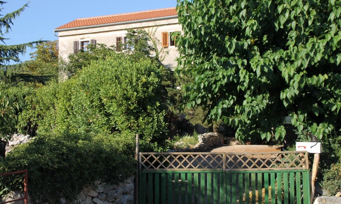 Skrbcici Maison | Romantic vacation home with large garden (1200 m²), close to a beautiful beach