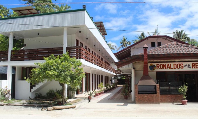 Catangnan Hôtel | Ronaldo's Inn Siargao by Cocotel