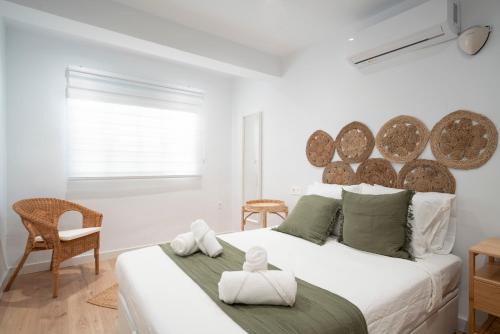 Angustias - Chana - Encina Appartement | Ronda Suites junto estación tren y hospitales