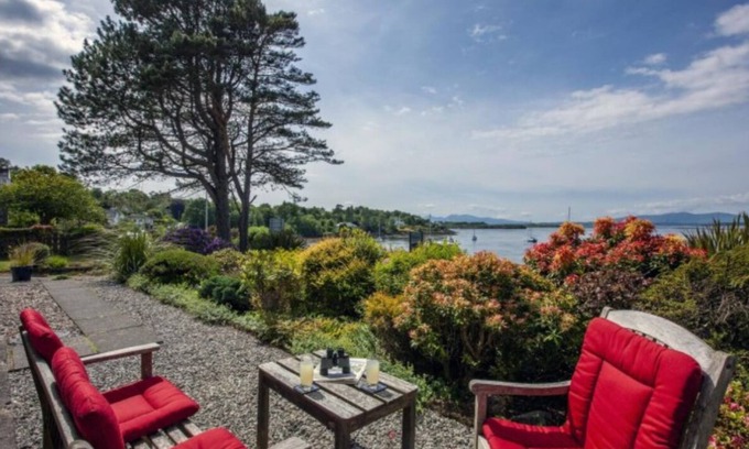 Connel Maison | Ronebhal B&B