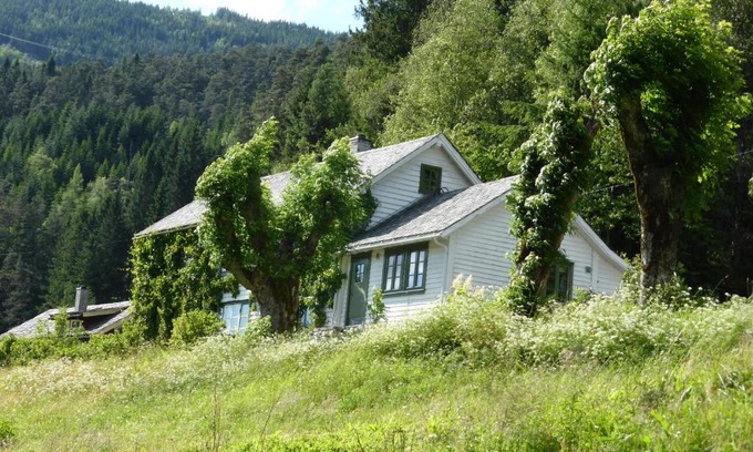 Bolstadoyri Maison | Rongen gard