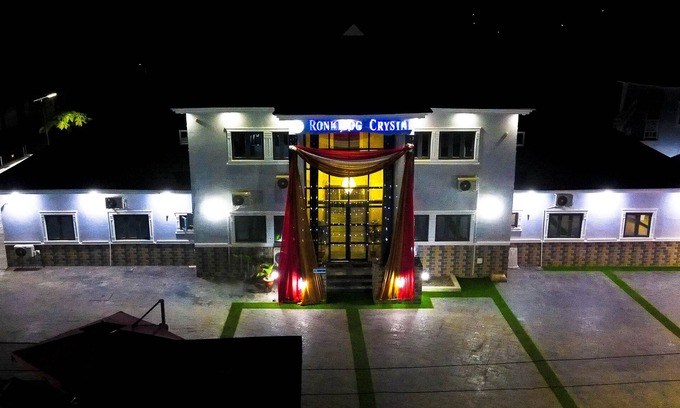 Ado Ekiti Hôtel | RONKIBOG CRYSTAL HOTEL & SUITES