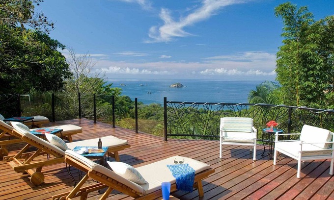 Manuel Antonio Villa | Villa ultime de la Réunion. 3 piscines avec cascades. Chef privé inclus.