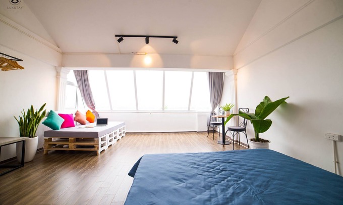 Nhat Tan Maison | Suite sur le toit avec vue sur la vallée des fleurs - EmAm Homestay in Ha Noi