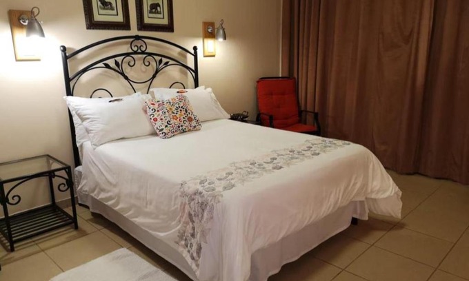 Rooiberg Lit Et Petit-Déjeuner | Rooiberg Resort & Events Venue