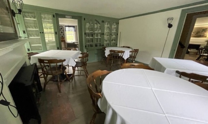 Francestown Appartement | Room 04 - Queen room