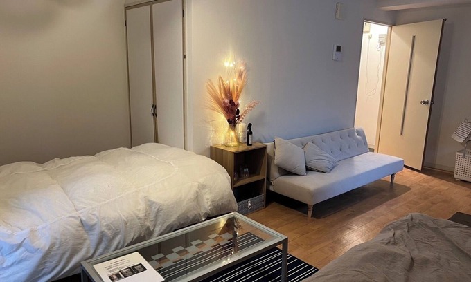 Chuo-ku Appartement | Room 302, Chateau Minami 6-jo Building, 3 people OK! Comfortable studio with 3 beds