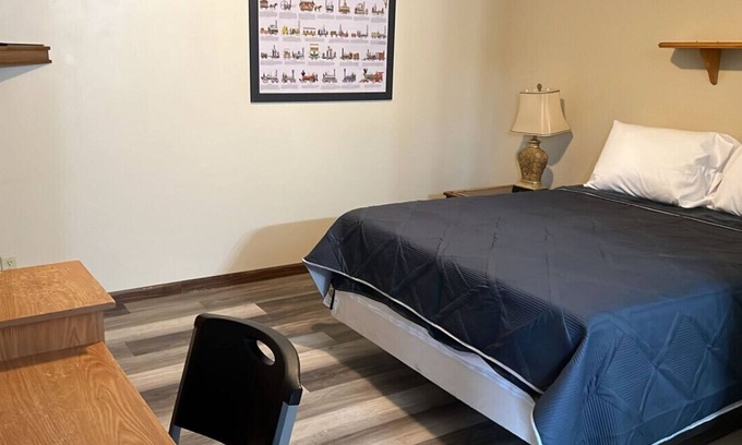 Harper Hôtel | Room 32 - Standard Queen - Sleeps 2 - Harper Motel