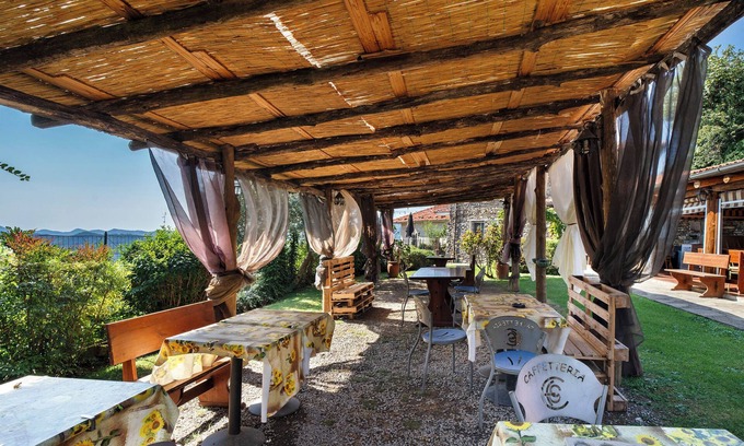 Ranzo Autre | Room 'Camera Rommy' with Sea View, Shared Garden and Wi-Fi