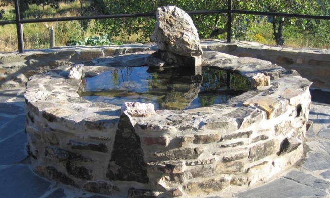 Santa Cruz de Montes Maison | Room 'El Olivo' with Mountain View, Shared Garden and Wi-Fi