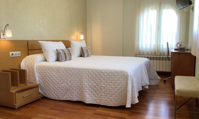 Faro Appartement | Chambre 'Habitación 201' avec vue sur la mer, terrasse partagée et Wi-Fi