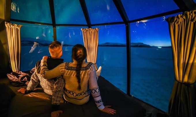 Jokkmokk Municipality Maison | Room in Lodge - Peace & Quiet Hotel Floating Glass Room for 2 Guests Experience Northern Lights