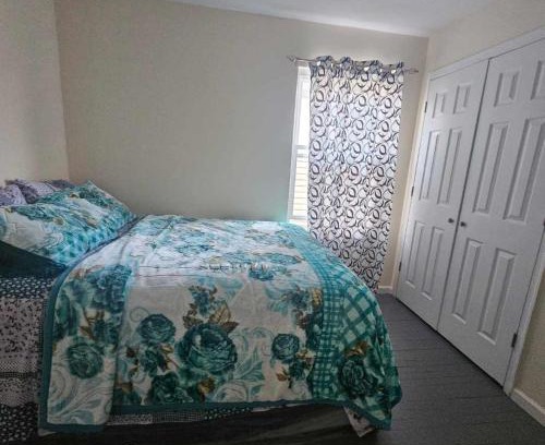 Newark Maison | Room K Divine Villa and Resorts 5mins to EWR Airport and 4mins to Penn Station Newark, New York