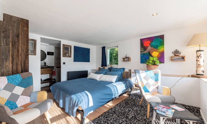 Navette Appartement | Chambre 'La Roue' avec vue sur les montagnes, piscine partagée et Wi-Fi